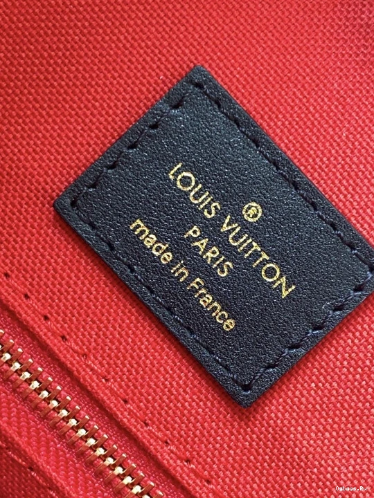 MM LOUIS ONTHEGO VUITTON 0512